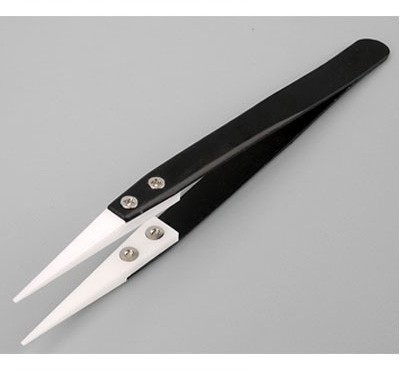 Pinza in ceramica